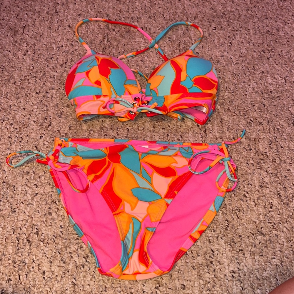 Hula Honey colorful junior bikini size medium
